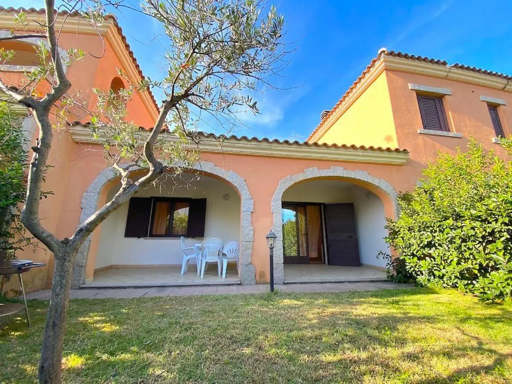 Residence Almusura San Teodoro  Semesterbostad